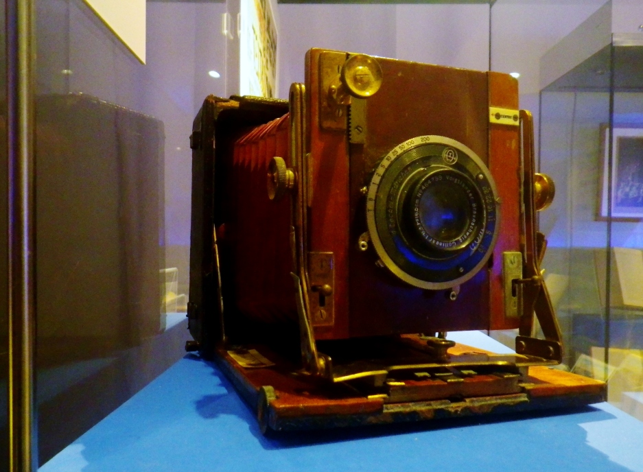 Vintage Camera at the Maltese archaeological museum